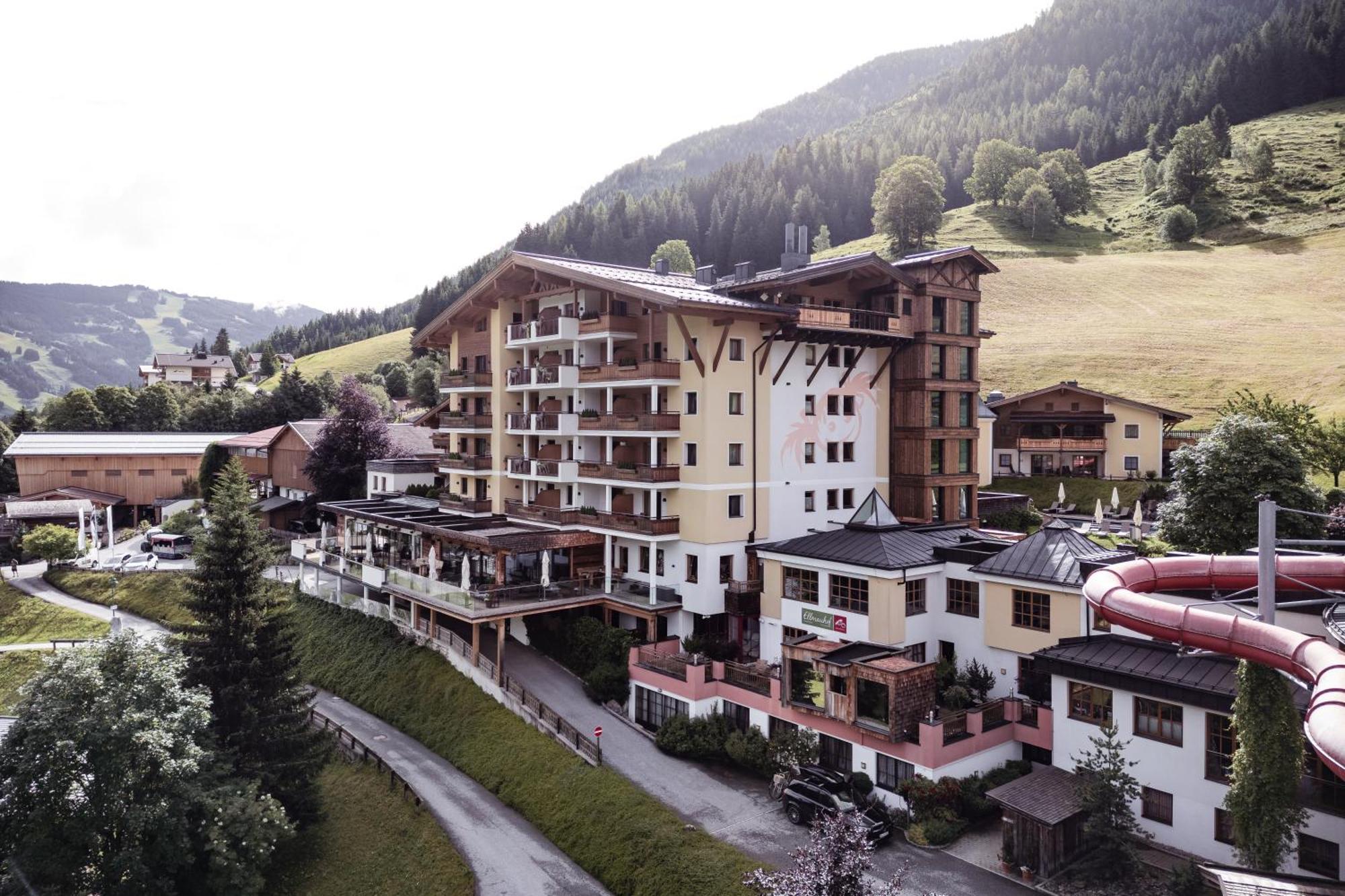 Familienresort Ellmauhof Заалбах-Хинтерглем Екстериор снимка
